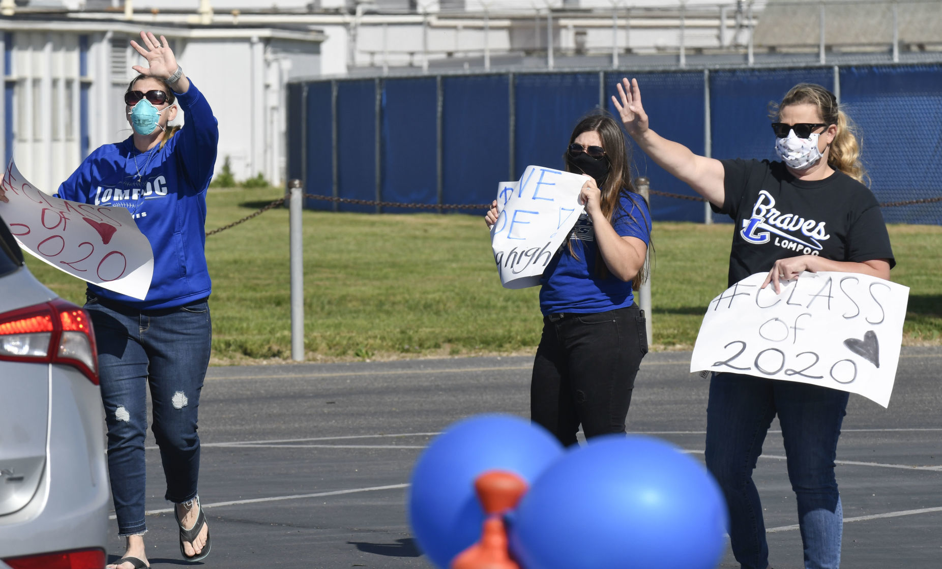 050120 Lompoc class 2020 honored 15.jpg